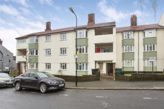 Brookfield Avenue, Walthamstow, London, E17